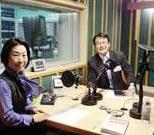 ラジオ出演中