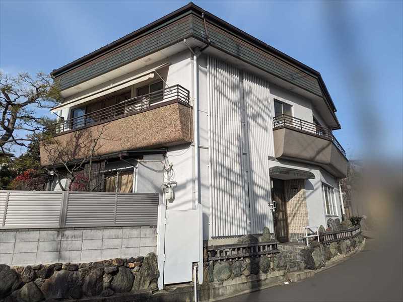 要素が多過ぎる家の1